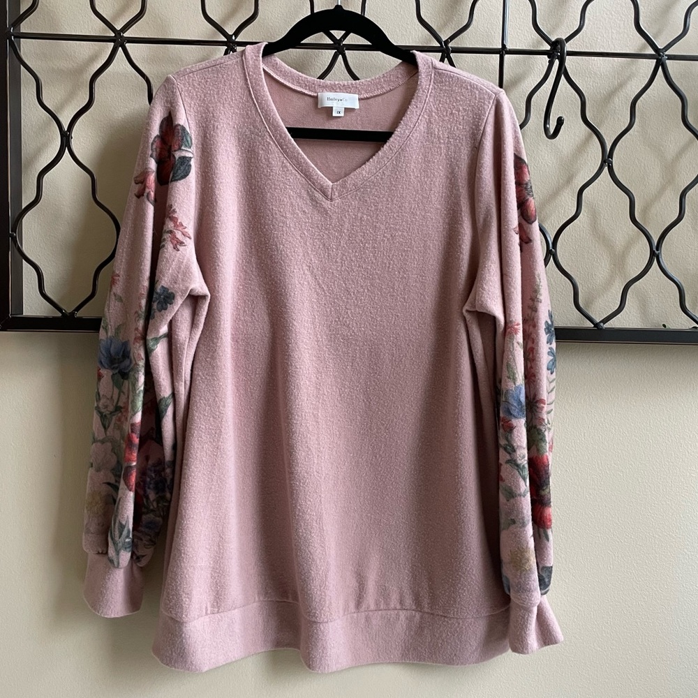 Soft V-neck sweater size 1X